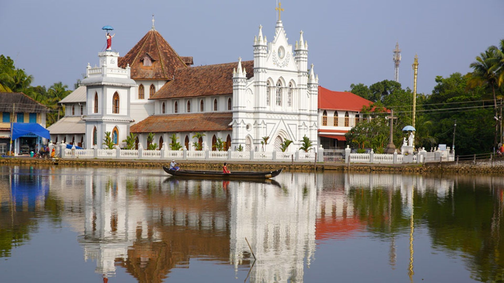 After Delicious Breakfast check out From the hotel and Leave For Cochin Railway Station/Airport to Catch Your Onward Train And Return Back To Home.