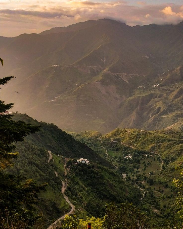 Dehradun – Mussooorie  (02Hrs/90 Km)