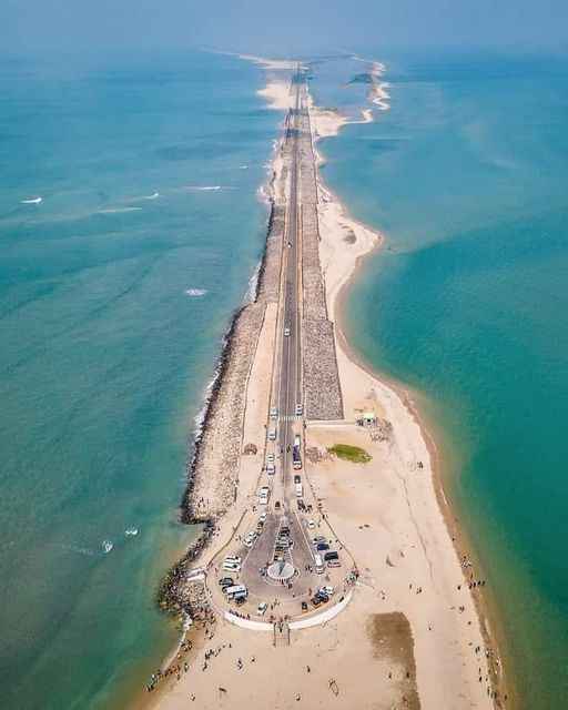 KANYAKUMARI – RAMESHWARAM ( 300 KM/ 6 HRS)