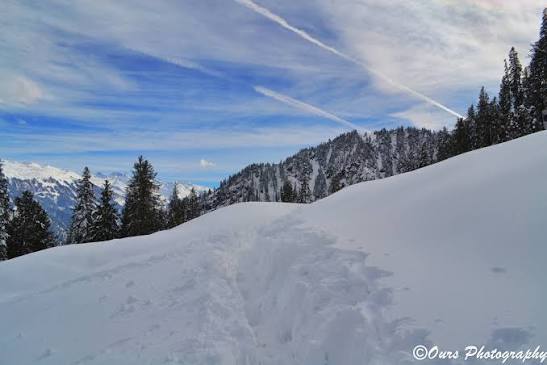 Manali – Solang Pass (up to snow line ) If Possible ( 15 K.M / 1 Hours )