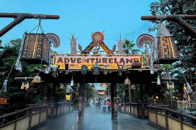 Tokyo Disneyland Adventure